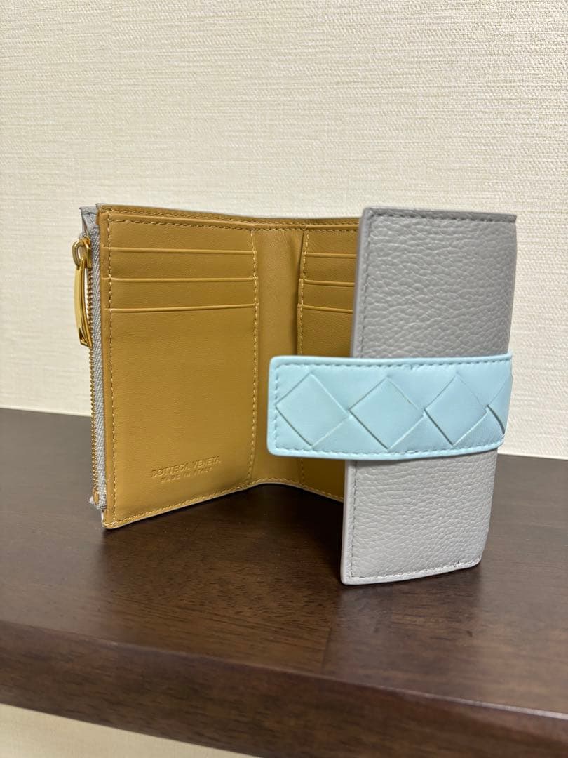 BOTTEGA VENETA タグ 三つ折りファスナーウォレット