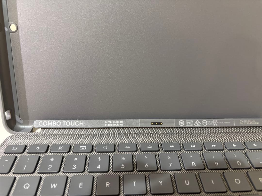 Logicool Combo Touch キーボードケース YU0040 美品