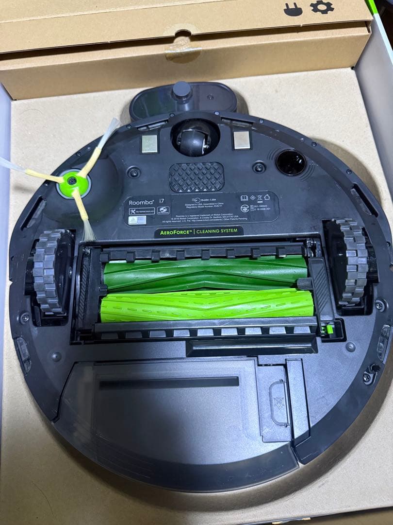 Irobot roomba i7 (合計使用時間：12時間)