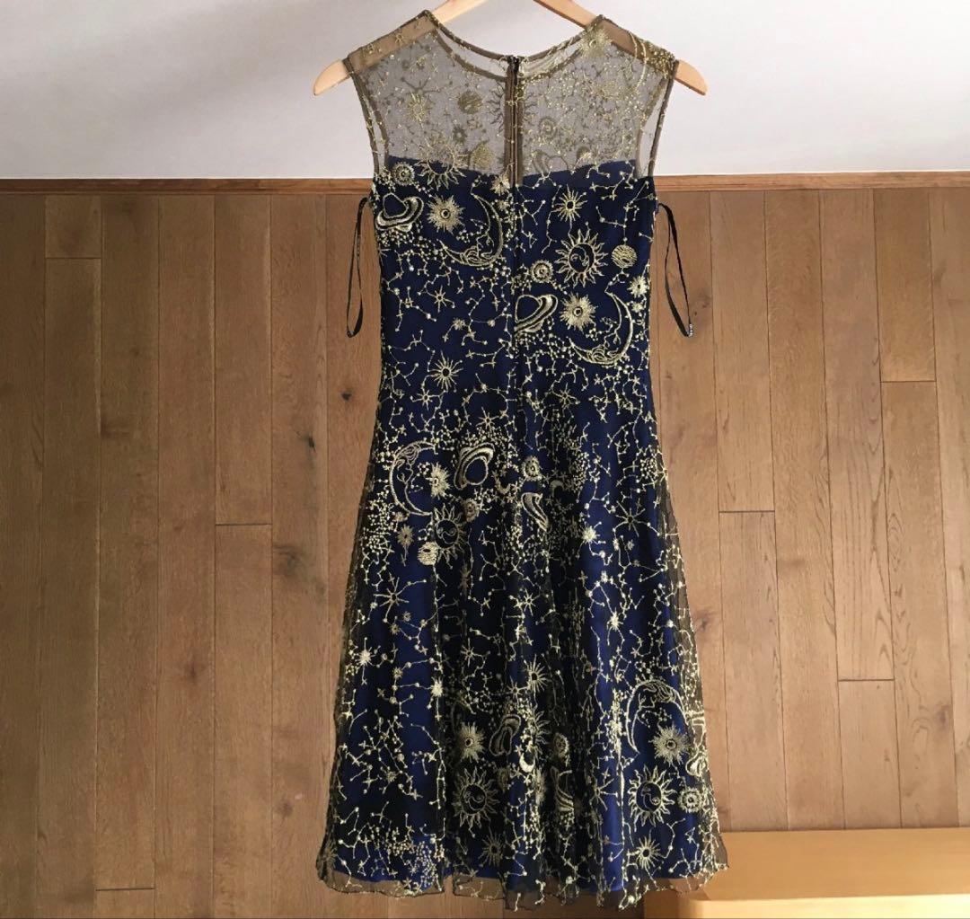 美品　TADASHI SHOJI タダシ ショージ　ドレス　ワンピース ０