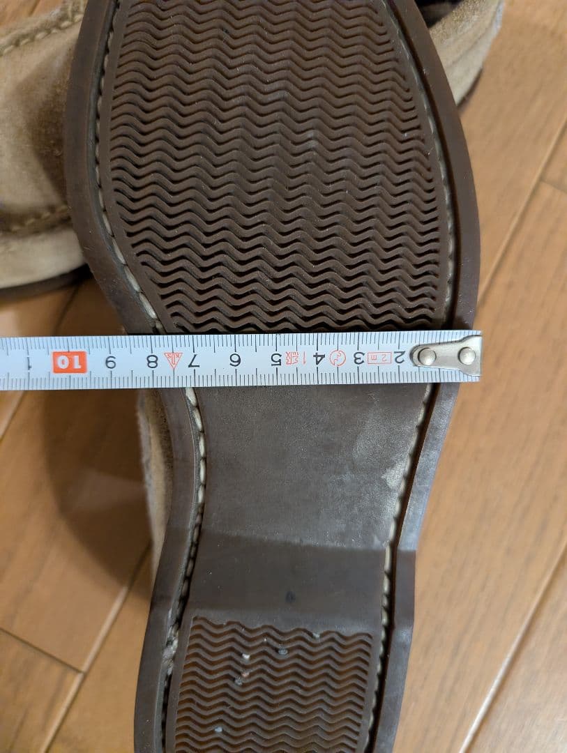 「ラッセルモカシン」ベージュ スエード US６
