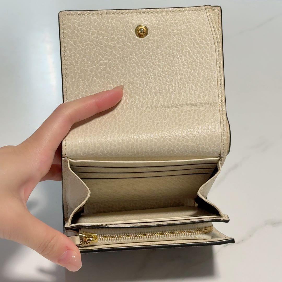 Gucci 二つ折り財布 ベージュ アイボリー