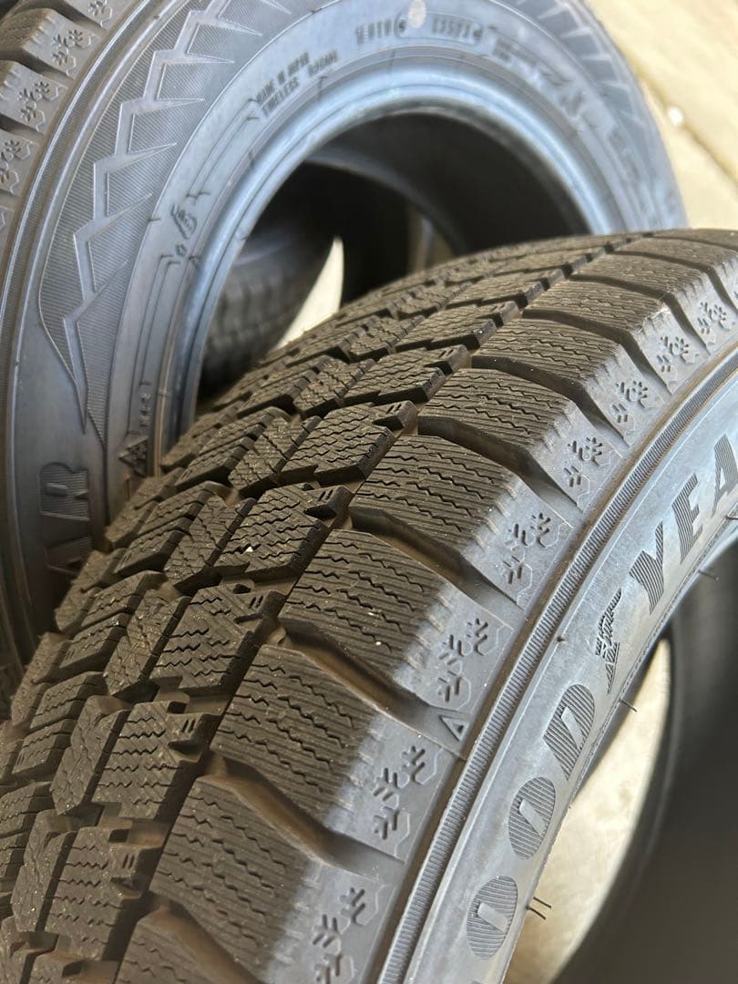 175/65R15 スタッドレス4本セット　①