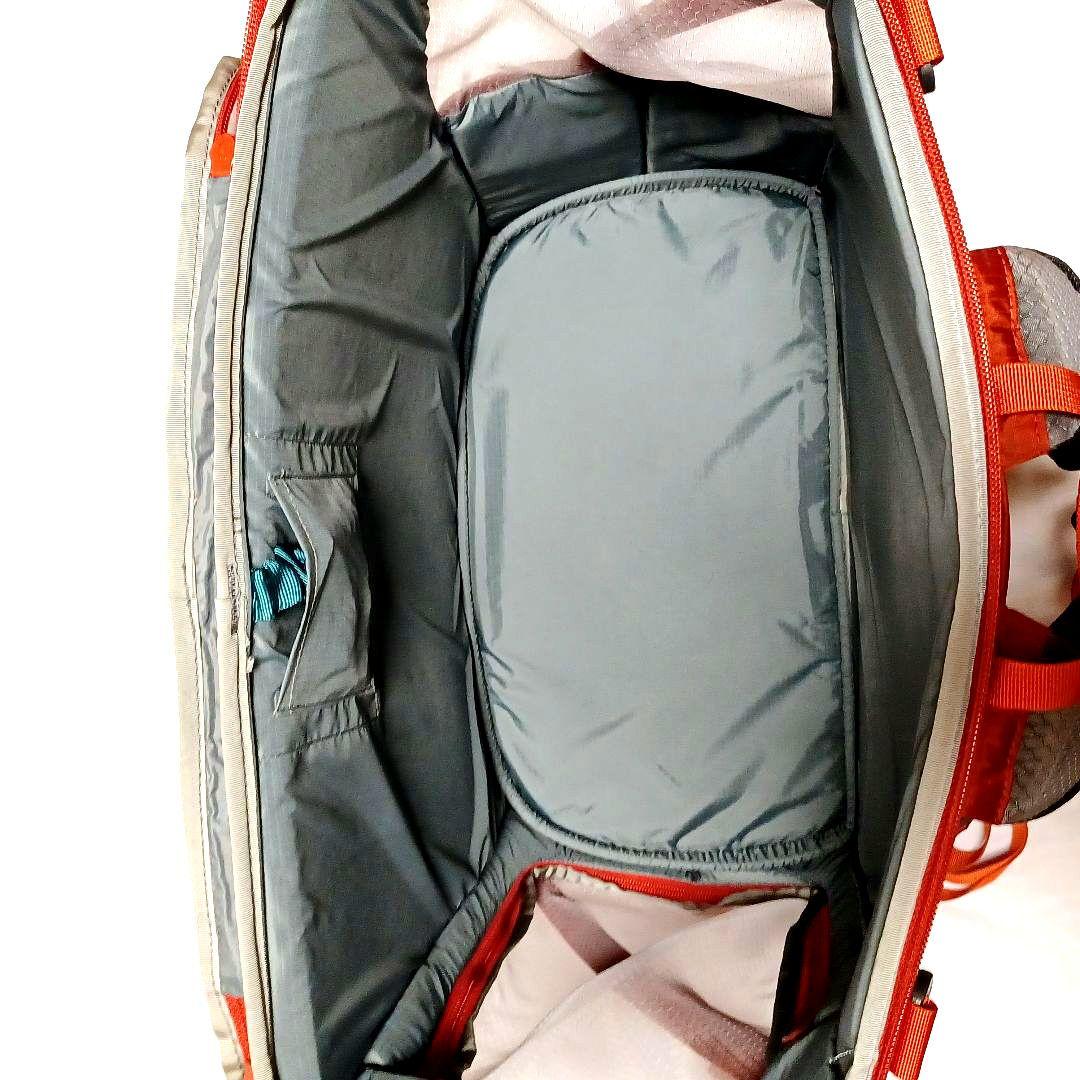 美品★mont bell★ ドッグキャリング パック★ L★ モンベル★オレンジ