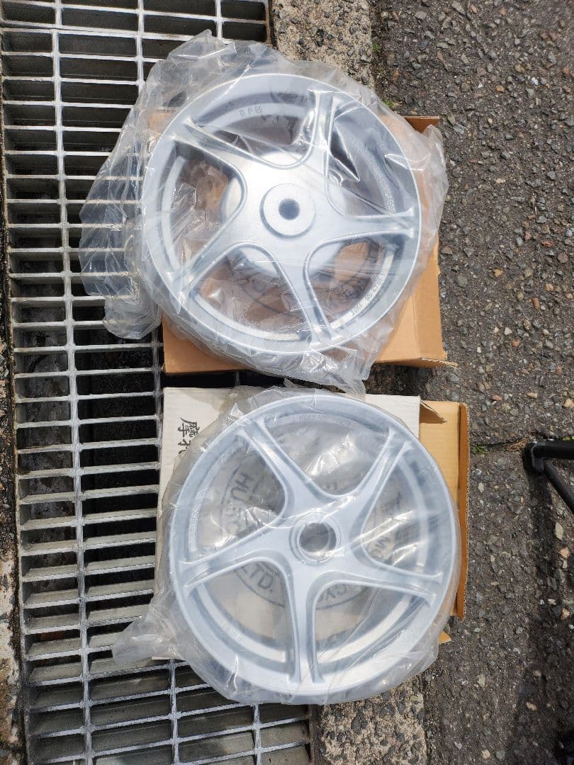 アクシス90エンジン中古　新品ボアアップキット　新品RPMアルミホイールセット