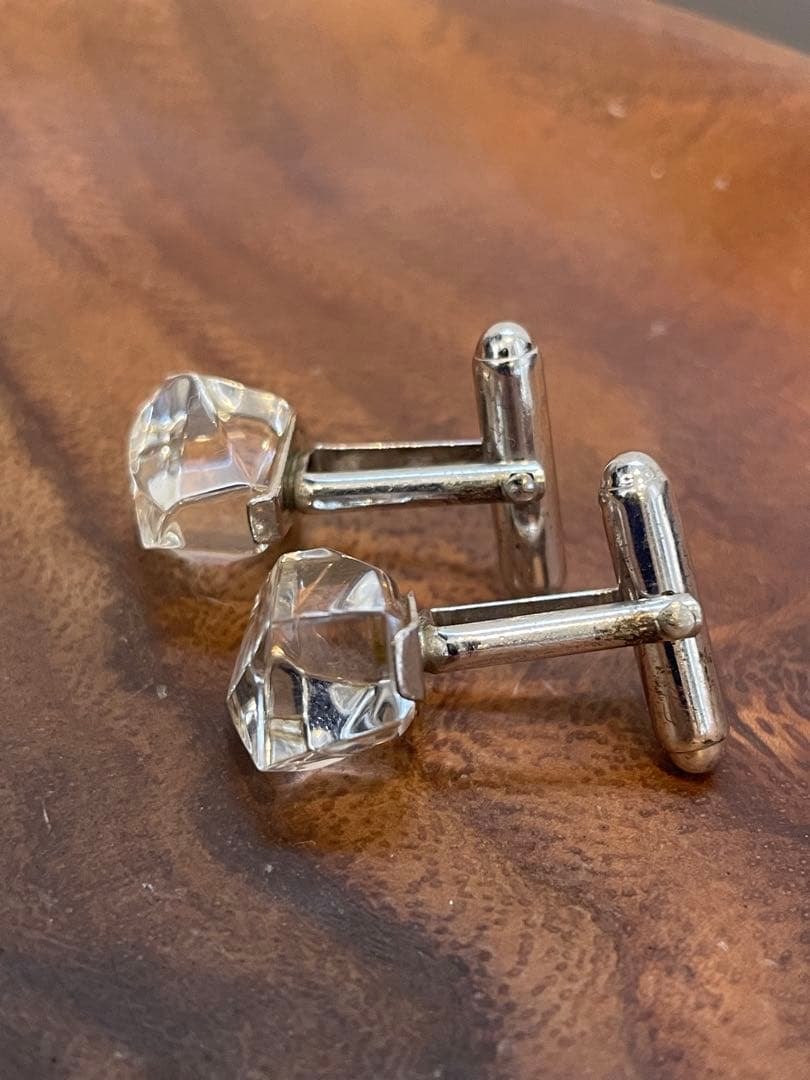 美品☆BACCARAT☆バカラ クリスタル ダイヤモンド型 カフリンクス
