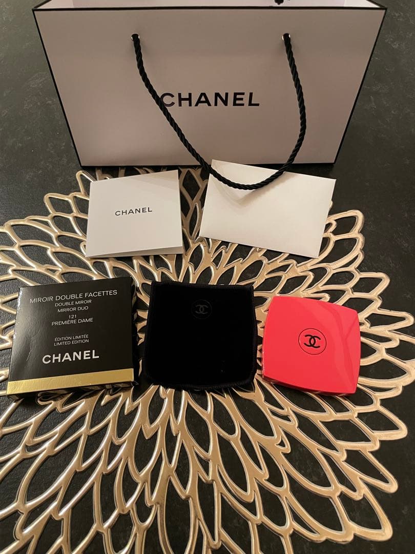 CHANEL コンパクトミラー 121 プルミエールダム 限定版