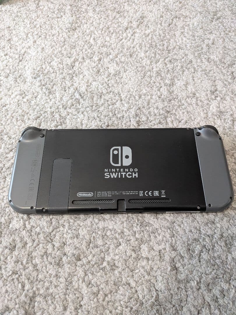 ち*ぴ様 Nintendo Switch 本体 グレー　スマブラSP付き