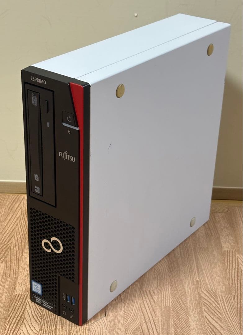 富士通 ESPRIMO D588/VX デスクトップPC/i3-8100