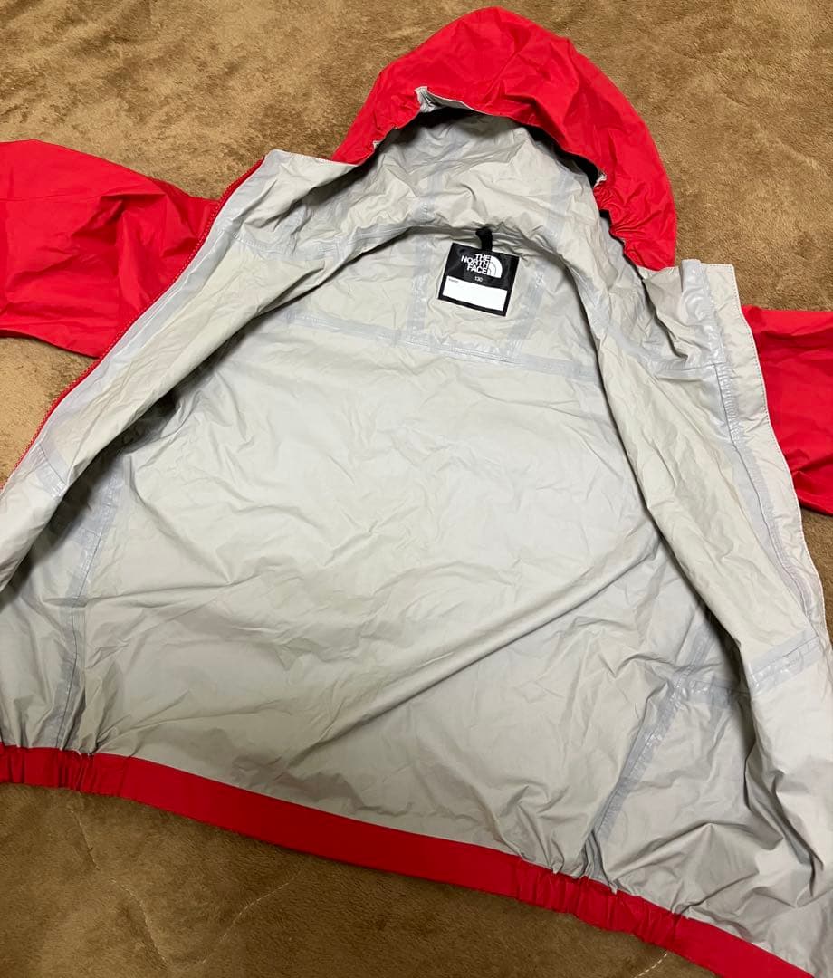 新品　THE NORTH FACEウィンドブレーカー　上下セット　130㎝