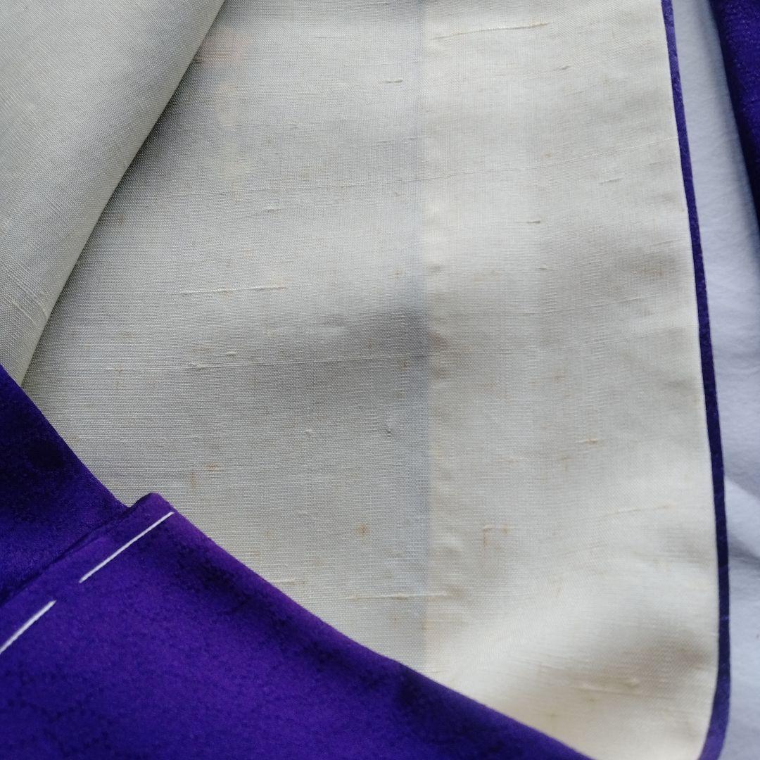 未使用品　紫色 刺繍入り 振袖 着物
