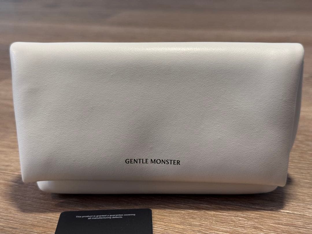 【美品】Gentle Monster DADA サングラス黒 付属品完備 正規品