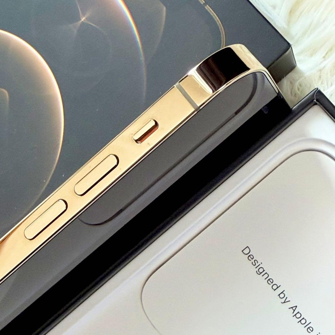 【美品】iPhone12 Pro ゴールド 256GB ガラスフィルムおまけ付き