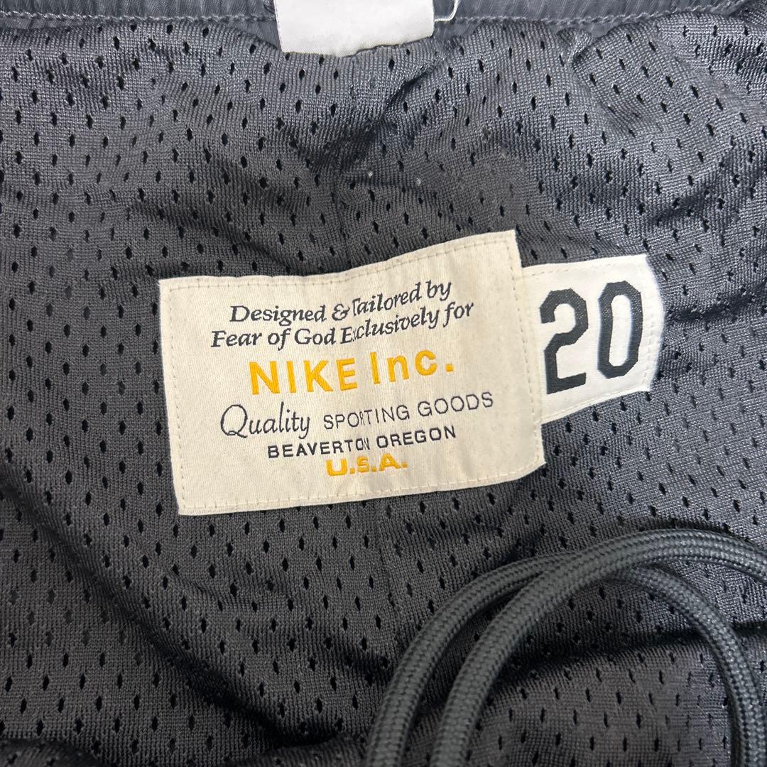 あ*け様 NIKE × FEAR OF GOD ウォームアップパンツ