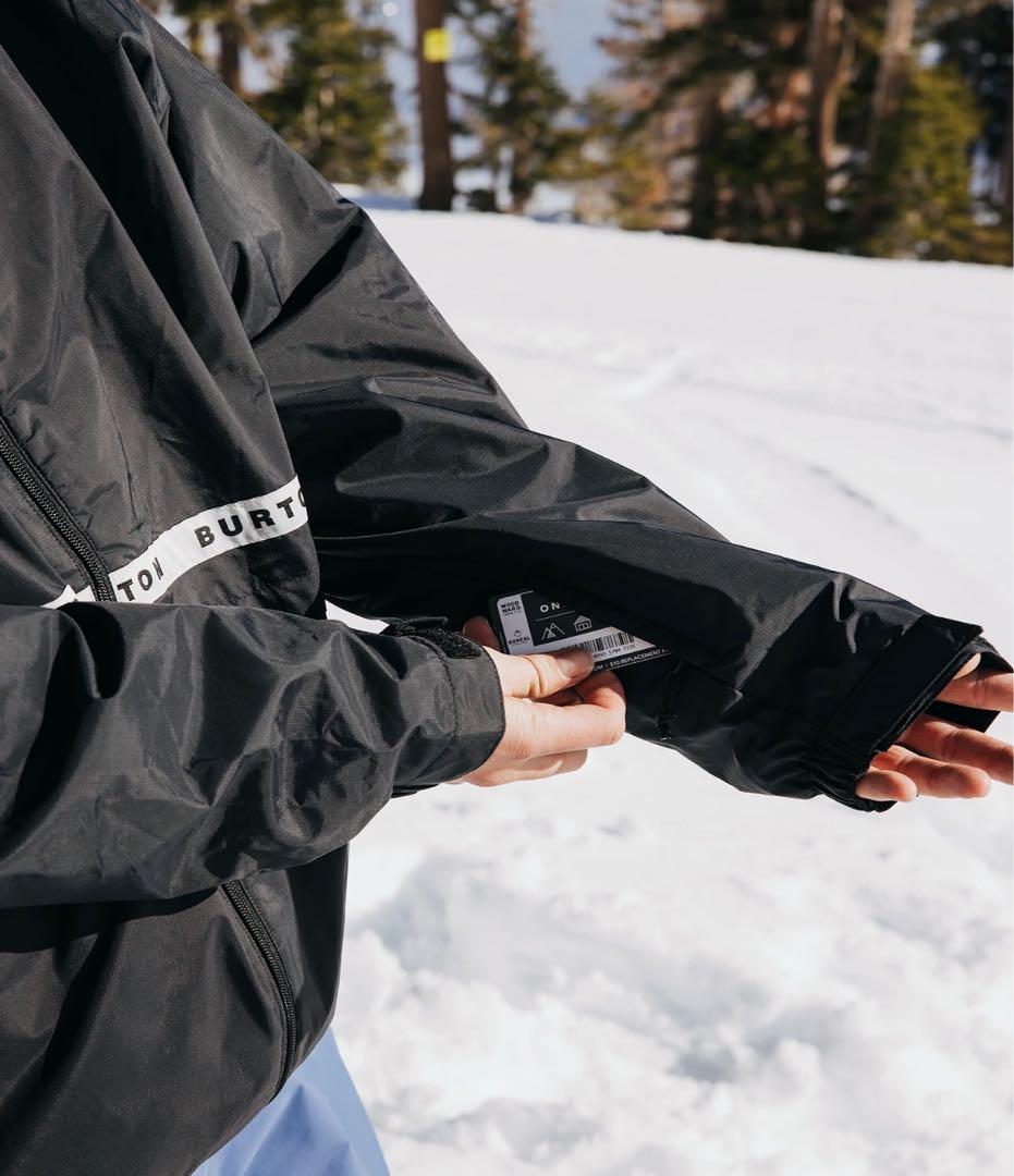 Burton ブラック ジップアップジャケット　MELTER