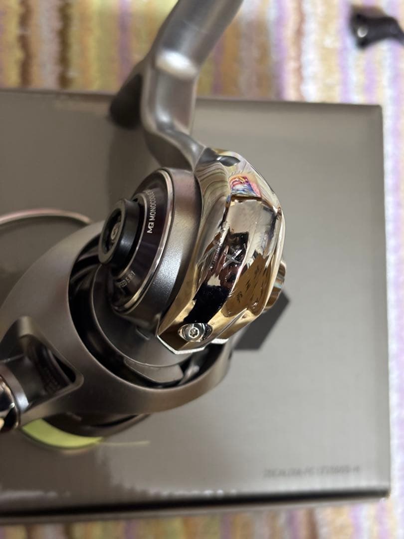 訳あり　DAIWA CALDIA FC LT2500S-H 25カルディア