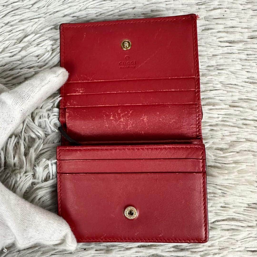 美品 GUCCI PVC 二つ折り財布 チェリー GG柄 ホック 型押し