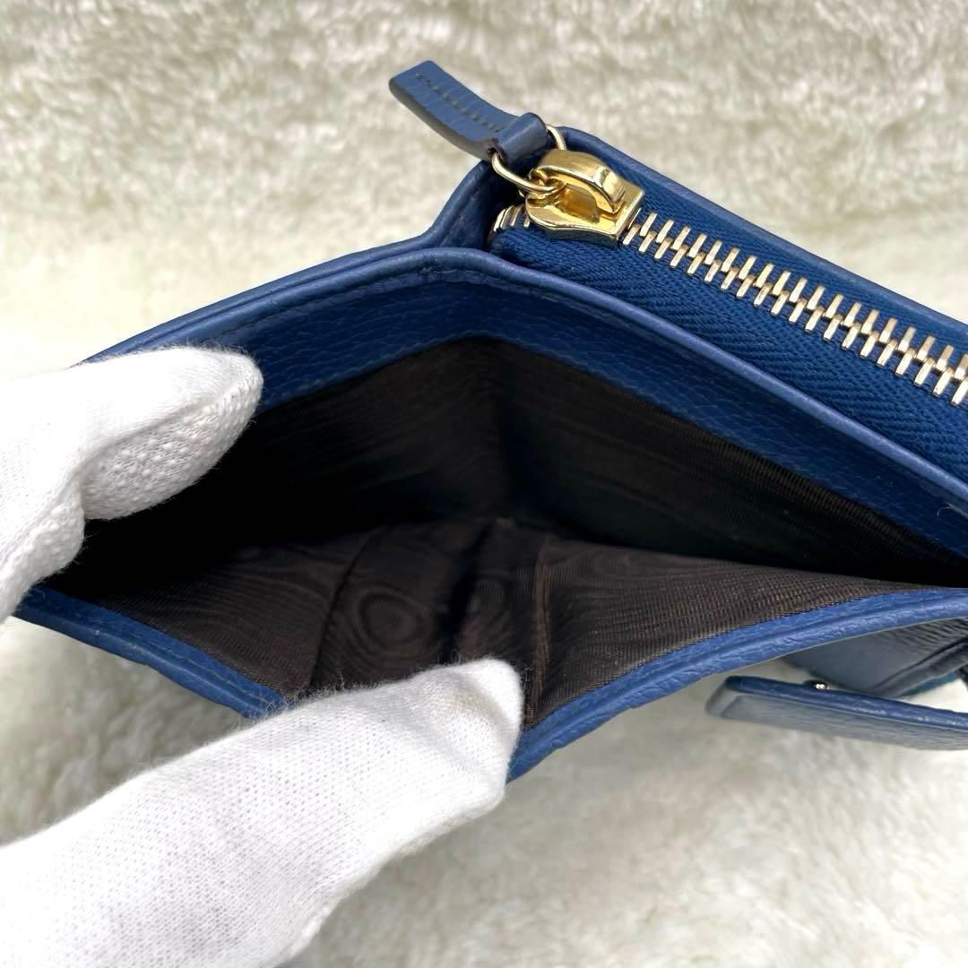 美品 グッチ GUCCI 2つ折り 財布　ラウンドファスナー　キャンバス シマ