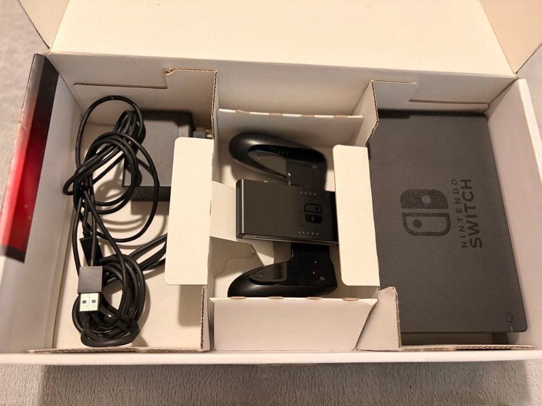 【美品】 Nintendo Switch 本体 ネオンブルー/ネオンレッド
