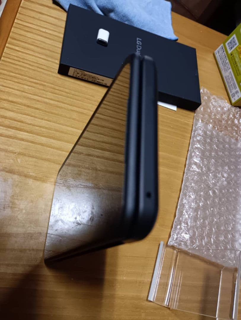 docomo LG V60thinq 5G デュアルスクリーンのみ 本体無しです