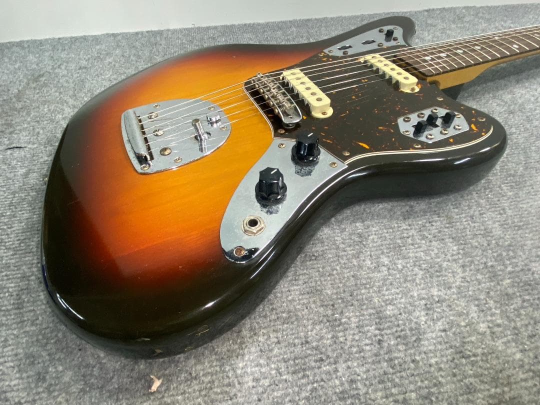 fender japan jaguar Iシリアル　ジャガー