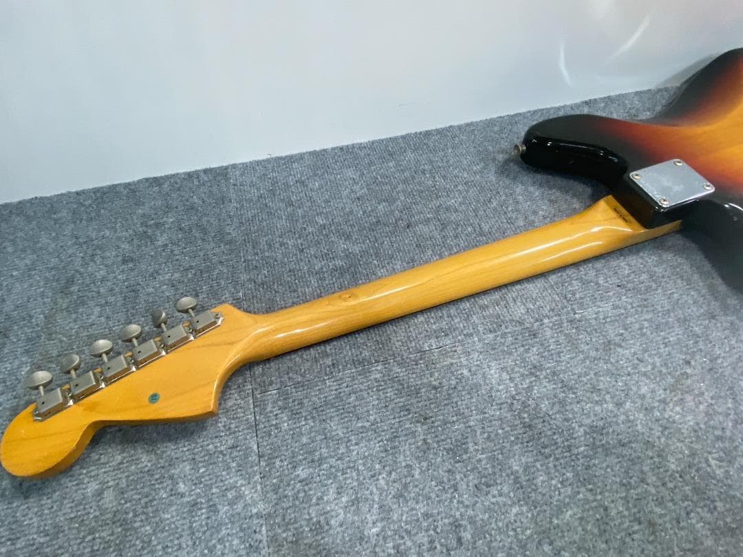 fender japan jaguar Iシリアル　ジャガー