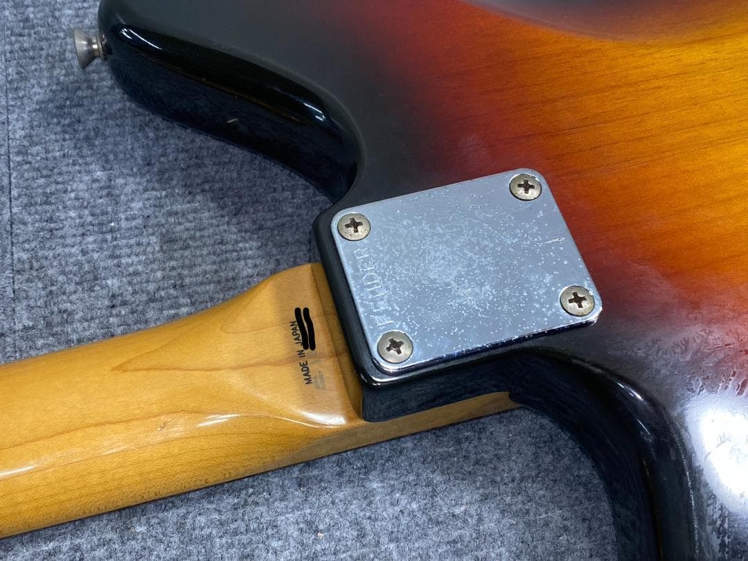 fender japan jaguar Iシリアル　ジャガー