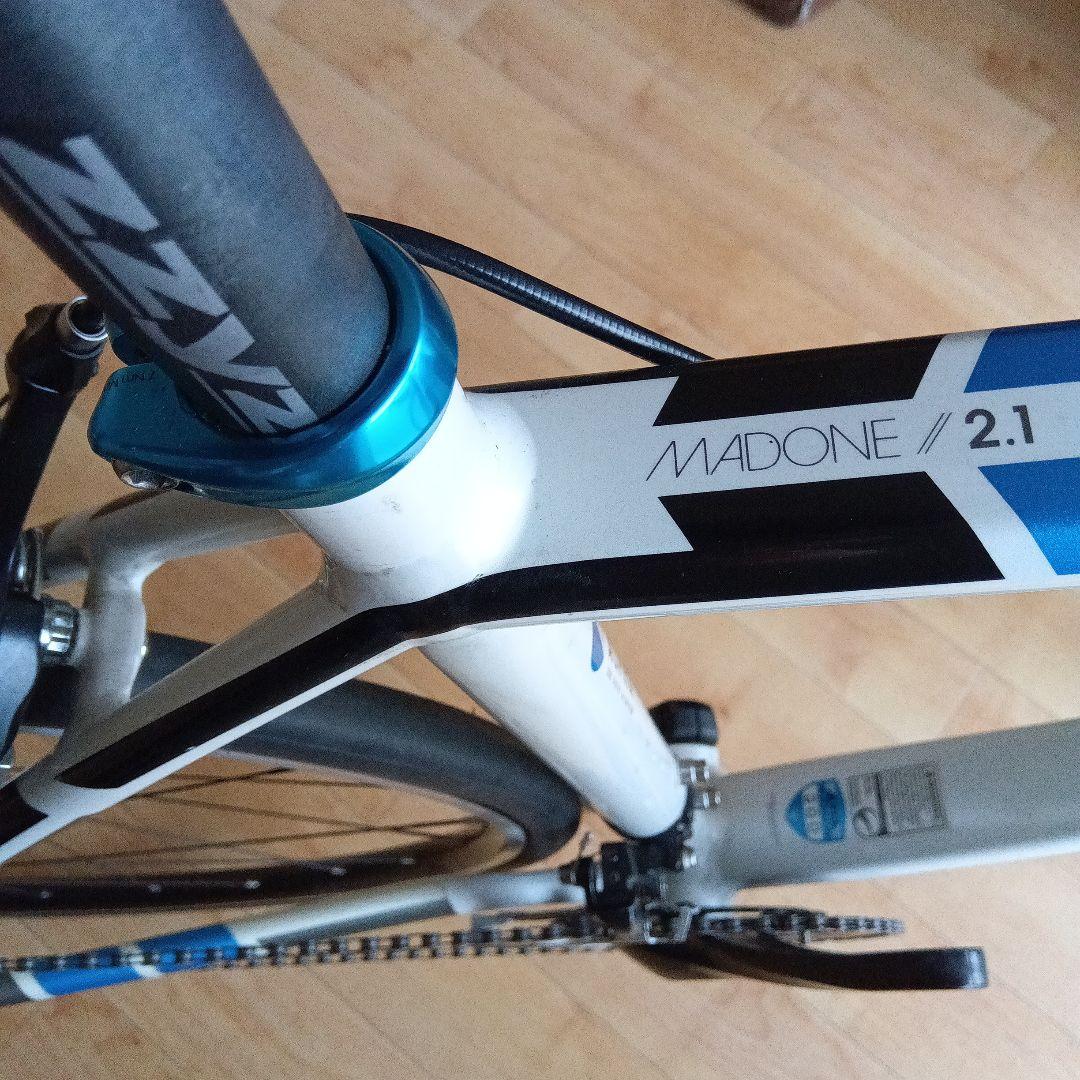 千葉県 引取 TREK MADONE 2.1サイズ52 105コンポ分解調整済み