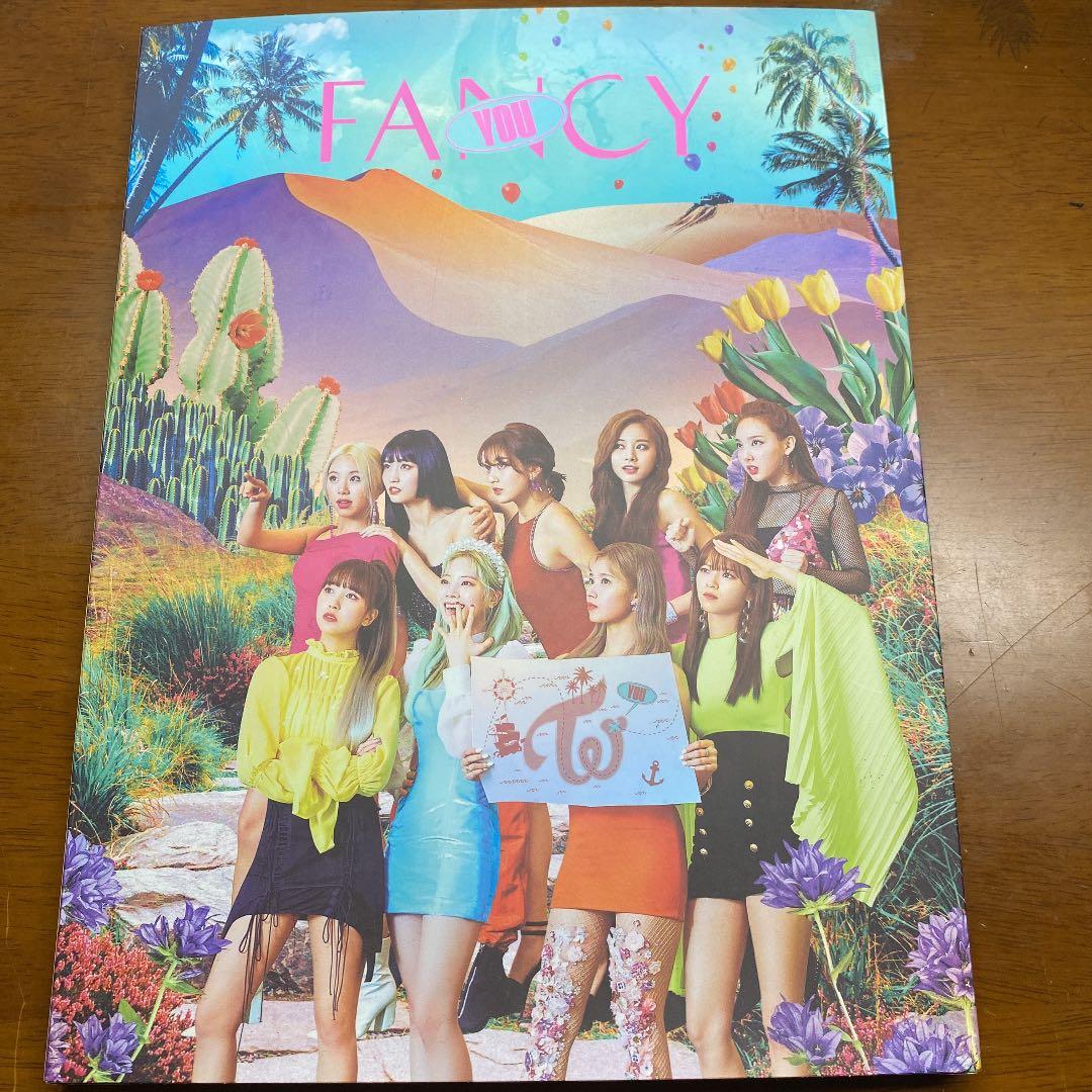 TWICEアルバムまとめ売り