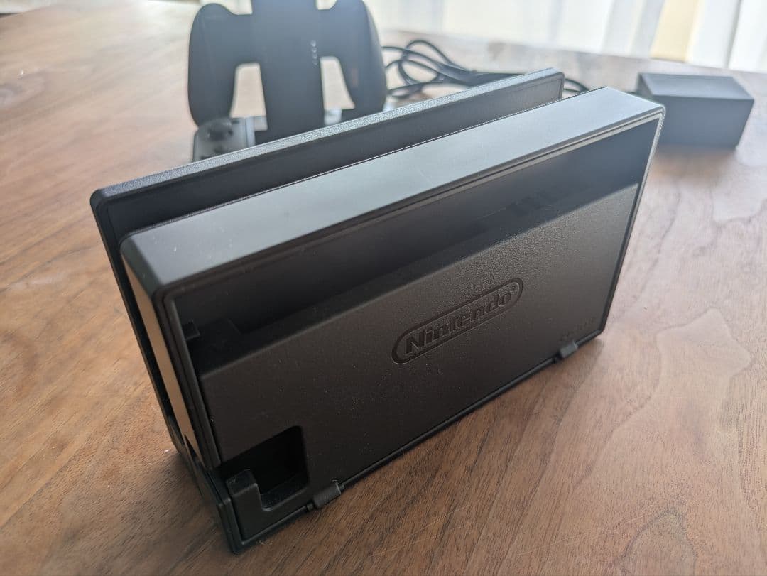 Nintendo Switch 本体【Joy-Con(L)/(R) グレー】