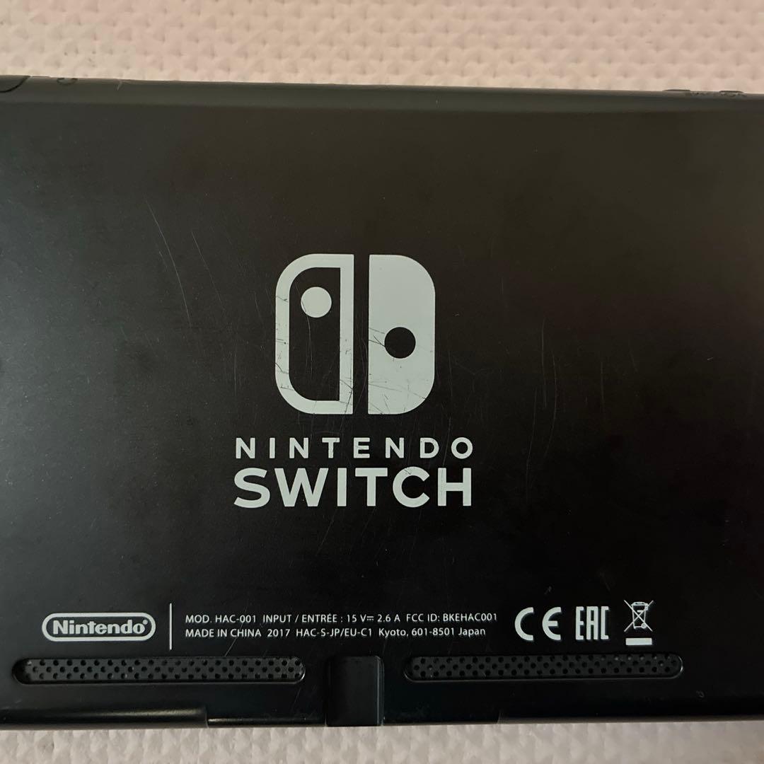 Nintendo Switch ネオンレッド/ブルー 本体　カセット２つ付き