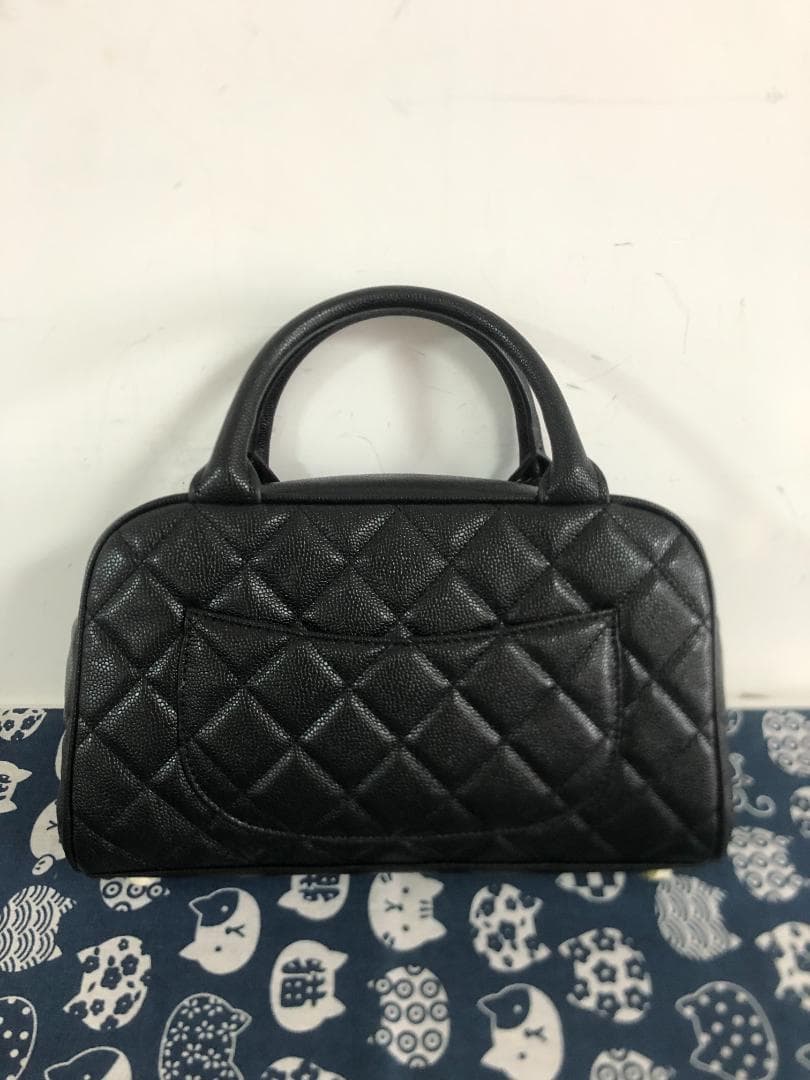 バッグ　ビッグlogo ハンドバッグ　レザー　高級感　バッグ　超美品 未使用