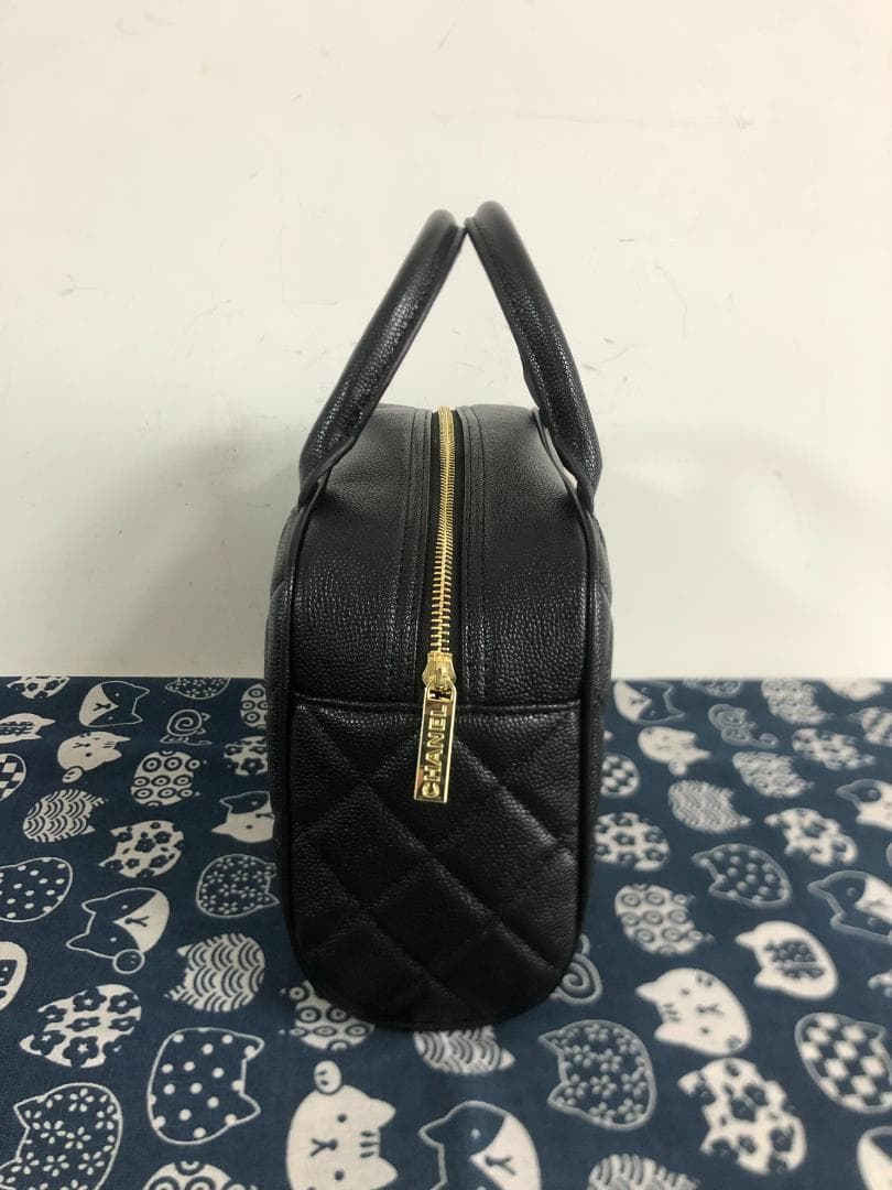 バッグ　ビッグlogo ハンドバッグ　レザー　高級感　バッグ　超美品 未使用