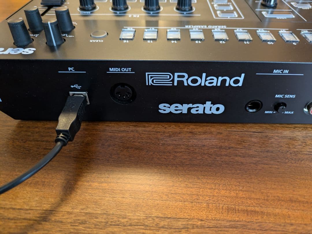Roland DJ-505 Serato DJ Pro 対応