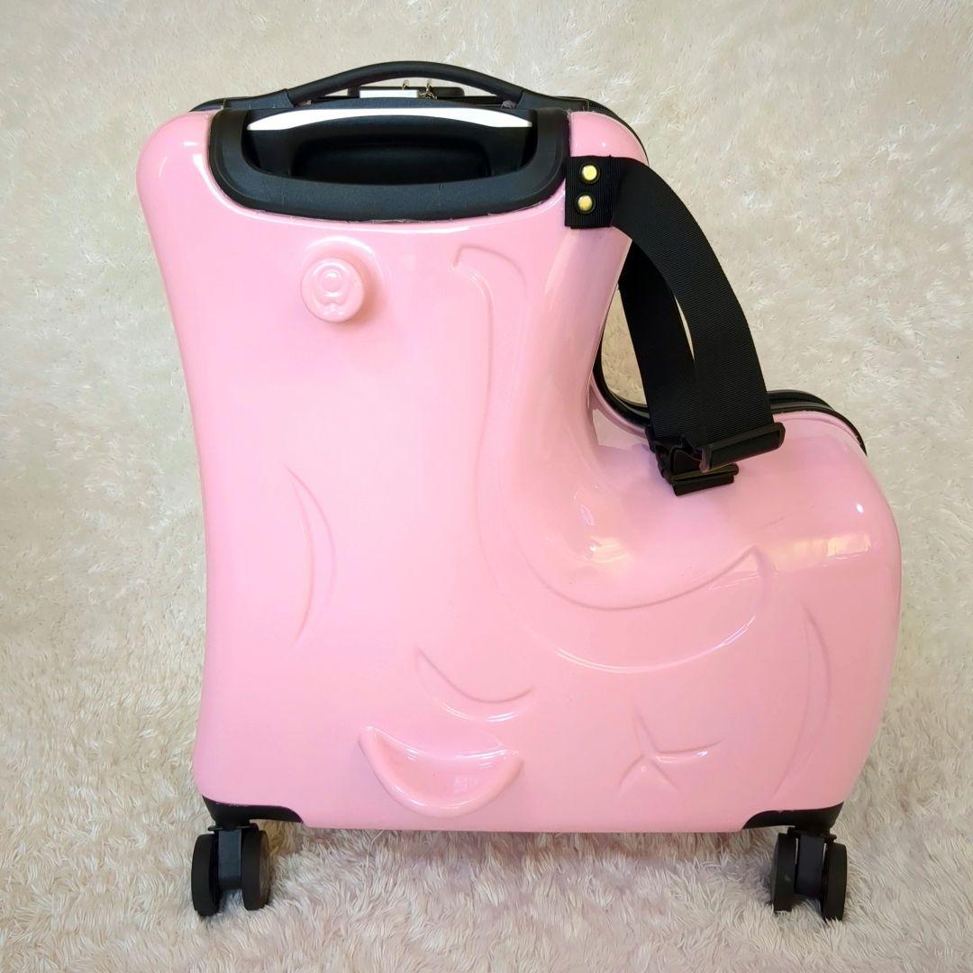 美品✨️ 子どもが乗れるキャリーケース ベビーピンク Mサイズ ダブルキャスター