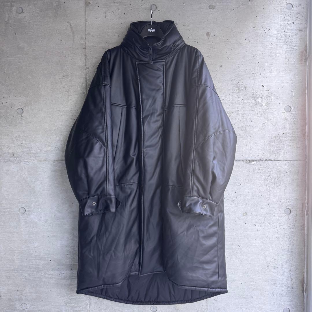 美品 the reracs シンセティックレザー モンスターパーカ ダウンコート