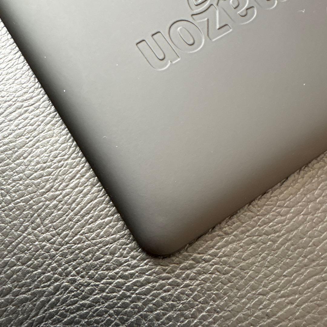 美品 Kindle Paperwhite 第7世代 4GB ケース付き 広告あり