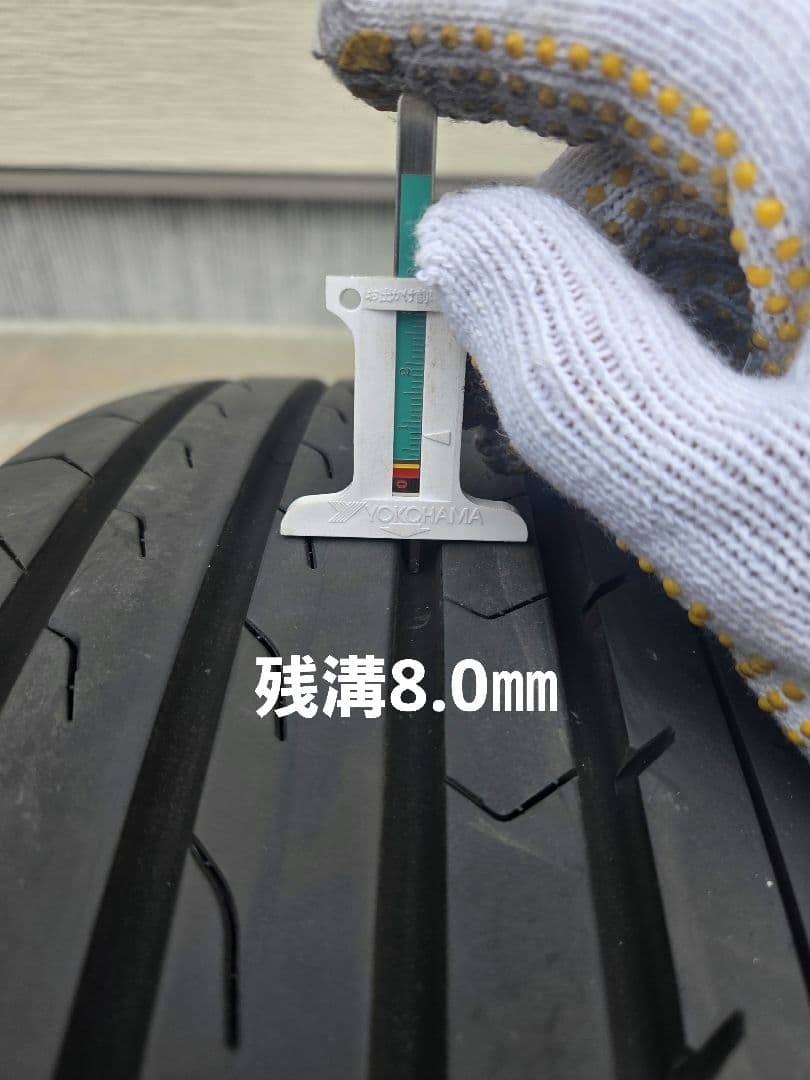 215 65 R16 ヨコハマブルーアースRV03　バリ山①