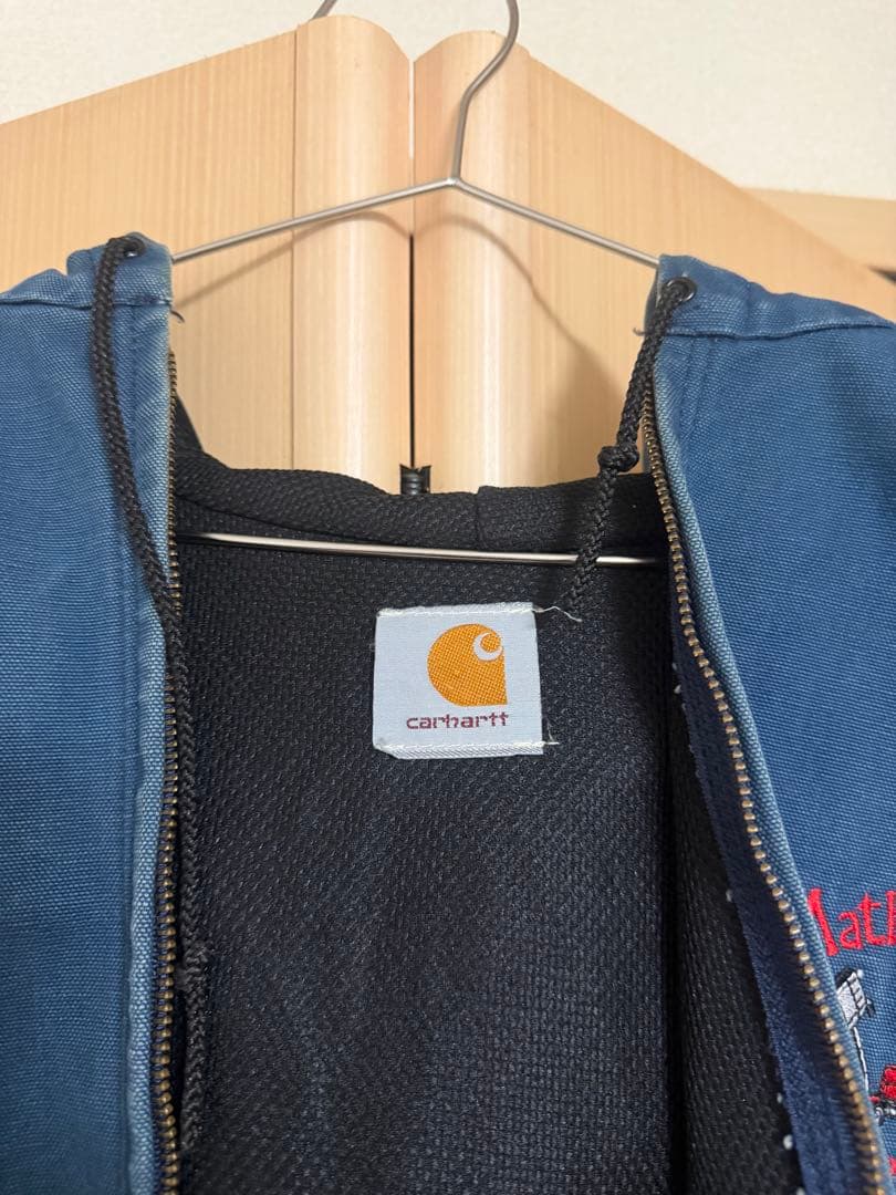 Carhartt アクティブジャケット Mathis Farms刺繍