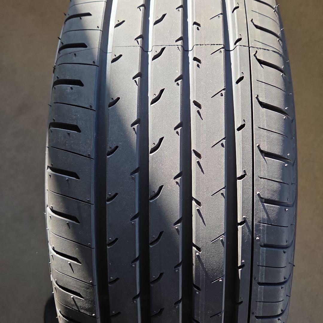 新車外し　ヨコハマノーマルタイヤ225/65R17 ４本セット