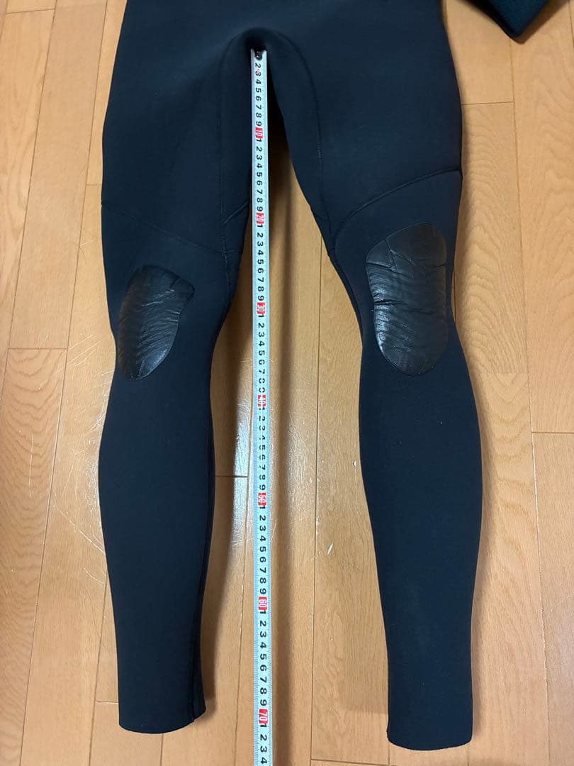 BILLABONG フロントジップ　セミドライ　メンズ