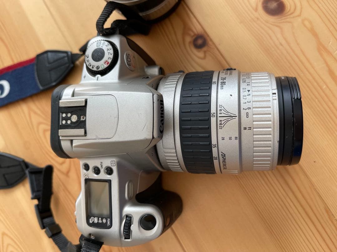 Canon EOSkissⅢフィルム一眼レフカメラ★SIGMA望遠レンズ＆電池付