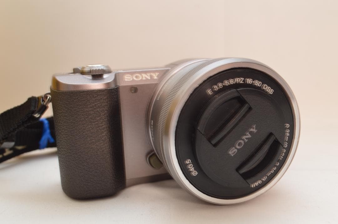 ✨美品✨ SONY α5100 ILCE-5100 SELP1650 レンズ