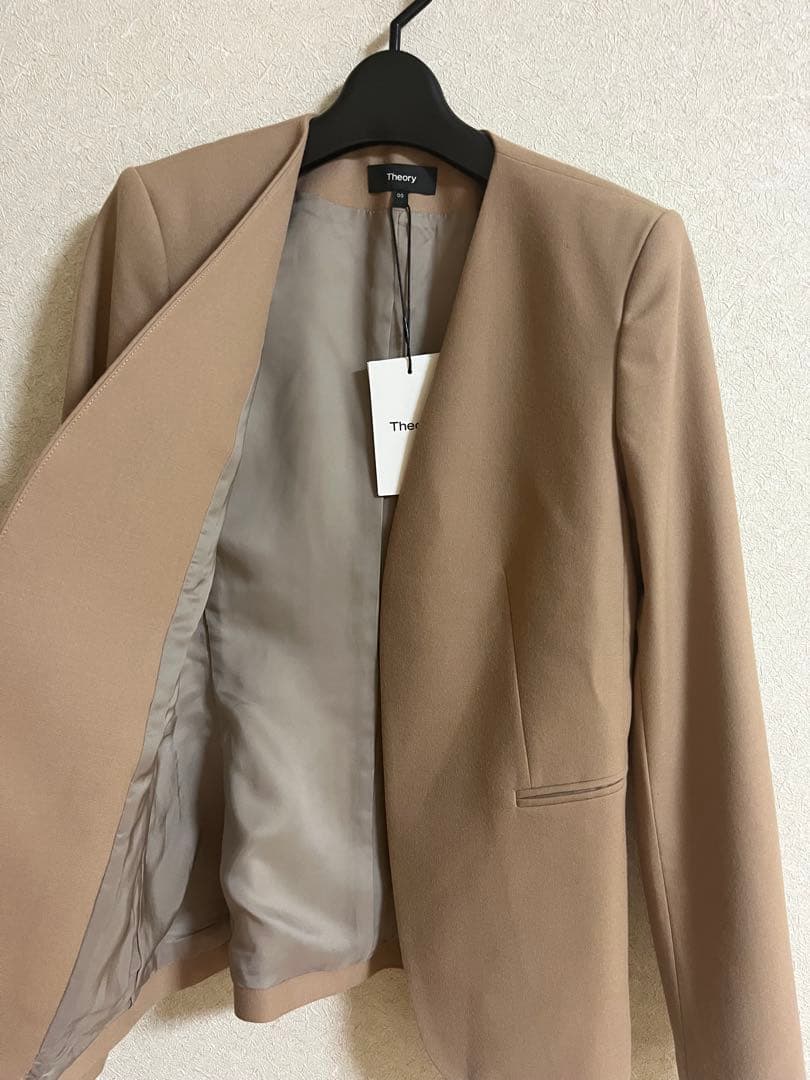 【タグ付き】定価5万セオリー ノーカラージャケット 00 ベージュ