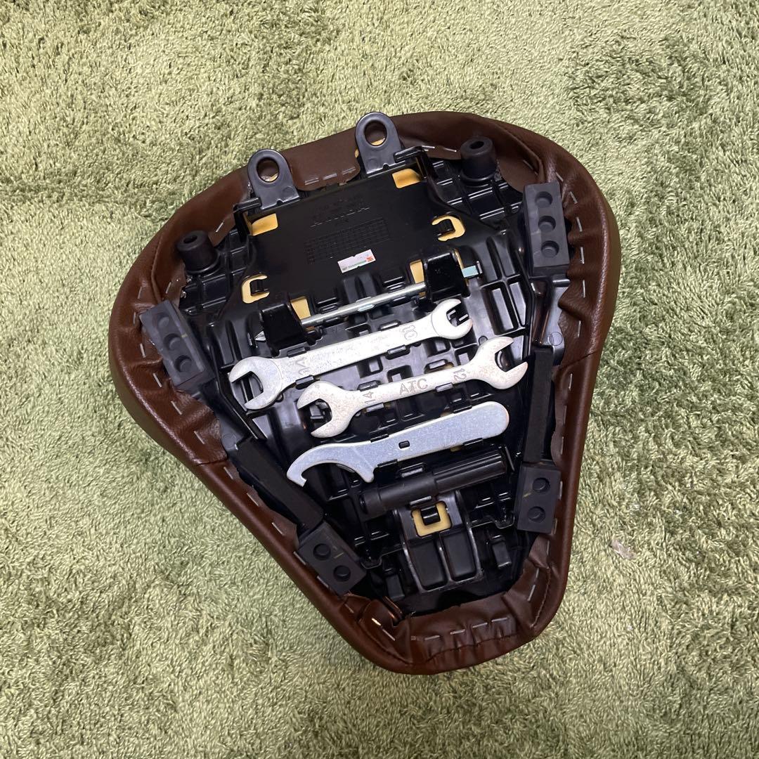 レブル250用純正シート ブラウン ダイヤモンドキルティングシート