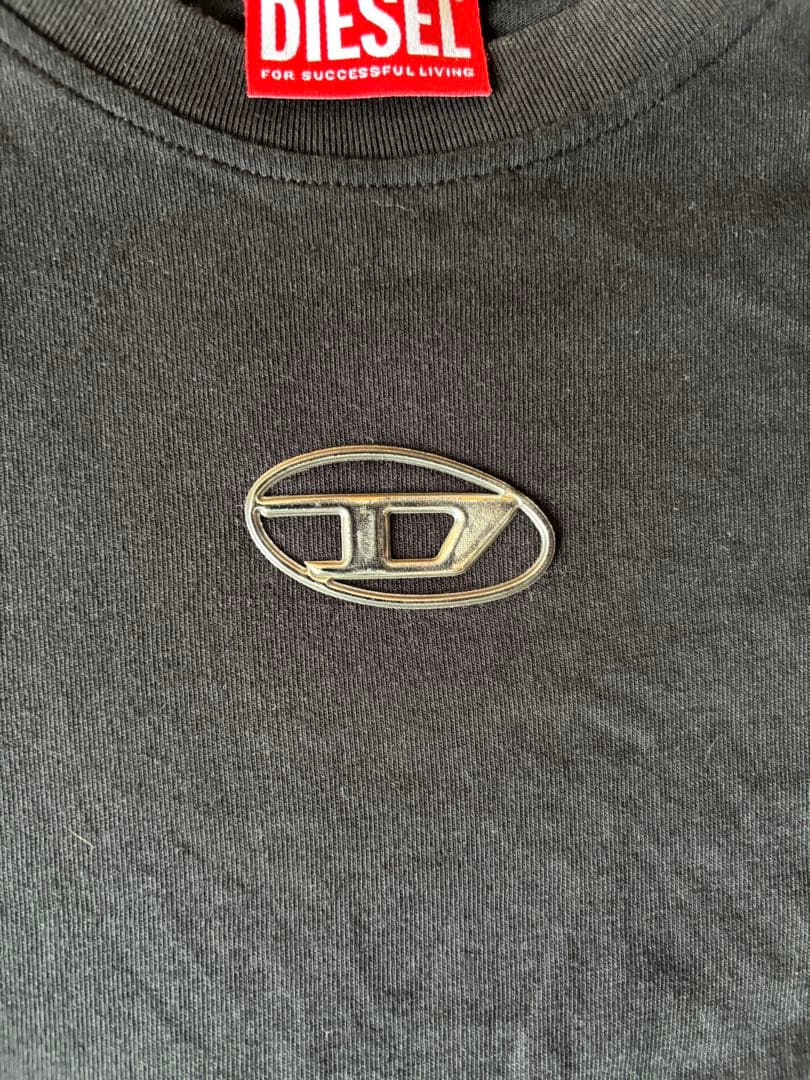 DIESEL ブラック Tシャツ ロゴ刺繍