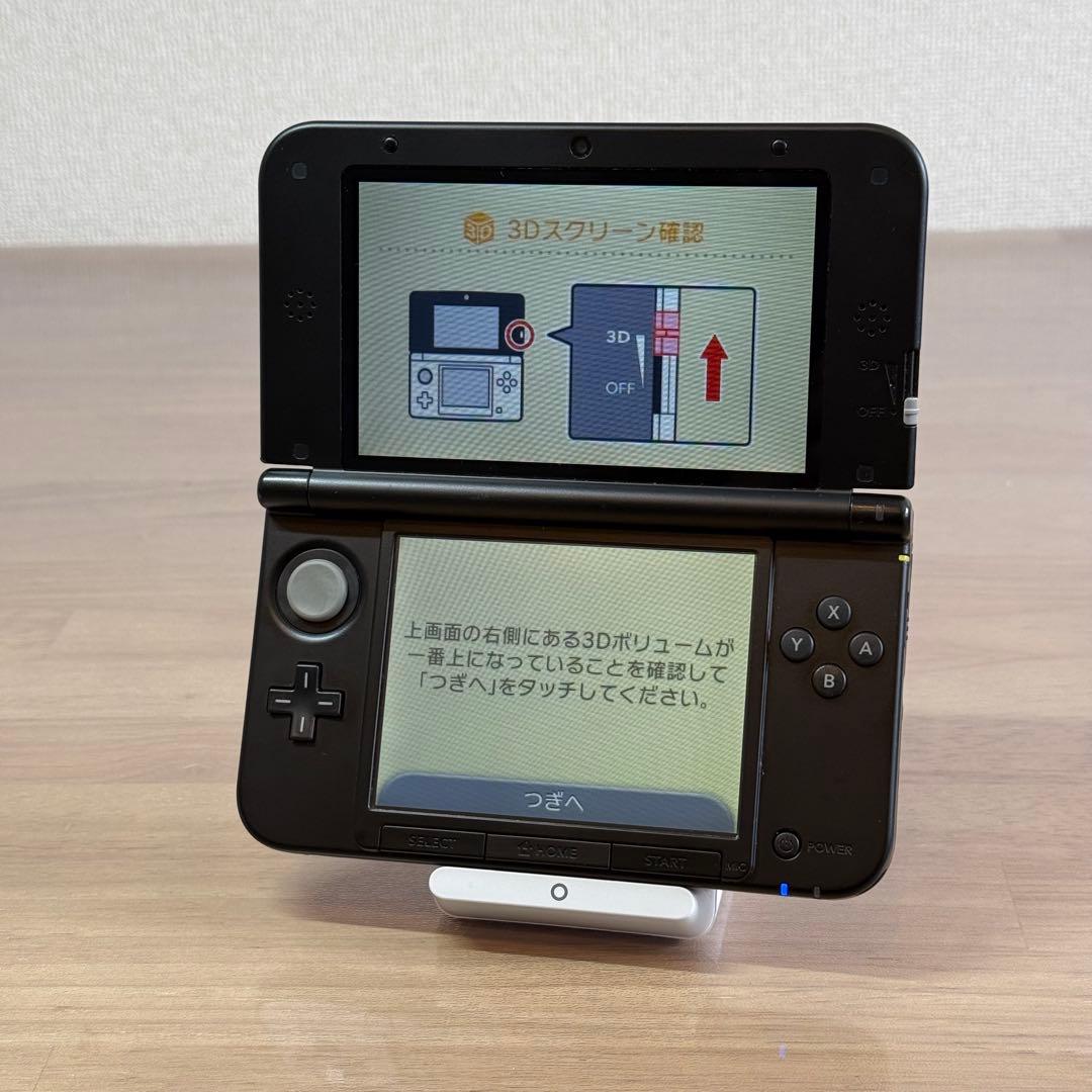 4-002 ニンテンドー3DS LL レッド×ブラック