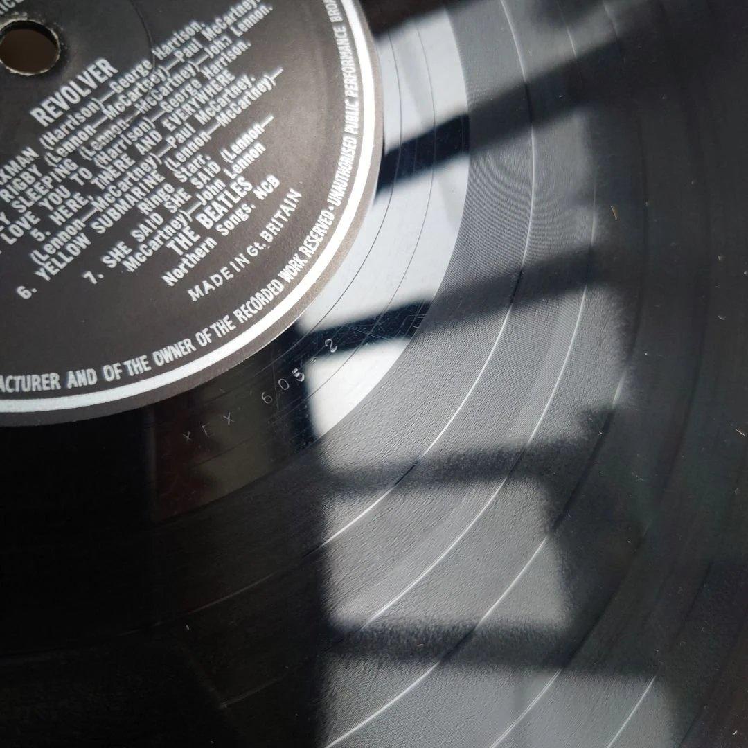 ウルトラレア英国THE BEATLES REVOLVER