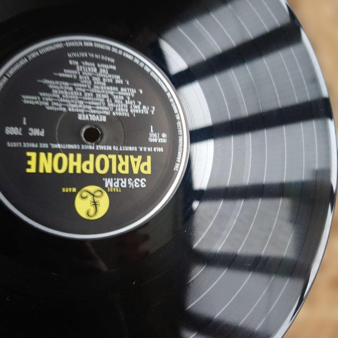 ウルトラレア英国THE BEATLES REVOLVER