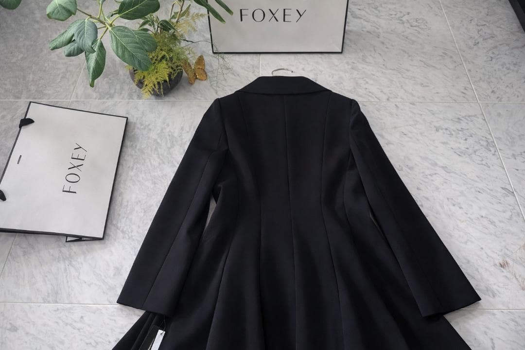 未使用★大人気★FOXEY/フォクシーCOLLECTIONコート マリン希少42